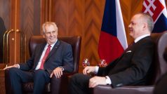 Prezidenti České a Slovenské republiky se sešli ve Vysokých Tatrách. O netradiční místo setkání pro první návštěvu po inauguraci požádal Kisku sám Zeman.