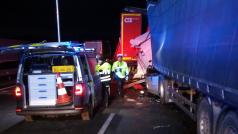 Nehoda kamionů na dálnici D8 u Děčína