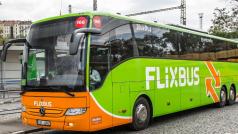Dálkový autobus společnosti FlixBus.