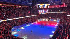 Čeští biatlonisté si v Kanadě nenechali ujít zápas NHL