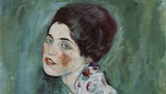 Portrét dámy, který Klimt namaloval mezi lety 1916 a 1917