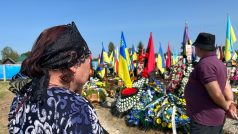 Hřbitov s padlými vojáky ze západoukrajinského Ivano-Frankivsku