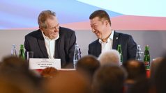 Stranu přijel podpořit bývalý prezident Miloš Zeman