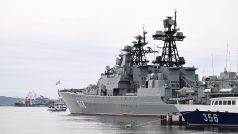 Ruská loď ve Vladivostockém přístavu