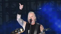 Thrash metalová skupina Metallica zahrála v nedělina vyprodaném koncertě v pražských Letňanech.