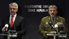 Ministr obrany Lubomír Metnar (ANO) a náčelník generálního štábu Aleš Opata