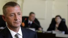Lobbista Roman Janoušek si má odpykat 4,5 roku vězení