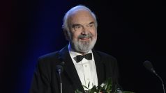 V oblasti kinematografie a audiovize byl letos ministrem kultury za svůj přínos oceněn Zdeněk Svěrák.