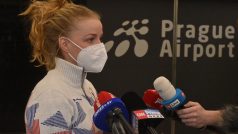 Česká biatlonistka Markéta Davidová po příletu z olympijského Pekingu