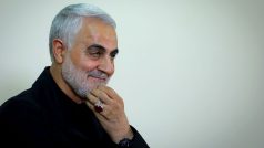 Kásem Solejmání, velitel íránských elitních jednotek, na fotografii z října 2019. Na snímku je vidět výrazný prsten, který nosil na levé ruce