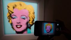 Slavný portrét herečky Marilyn Monroe od Andyho Warhola