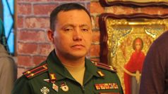 Plukovník Azatbek Omurbekov přezdívaného v médiích „řezník z Buče“