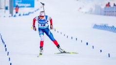 Tereza Voborníková dojíždí do cíle sprintu v Oberhofu