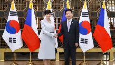 Markéta Pekarová Adamová a předseda jihokorejského Národního shromáždění Kim Jin-pyo