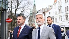 Prezident Petr Pavel a vlevo hejtman Libereckého kraje Martin Půta v Liberci