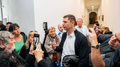 Ladislav Vrabel u Obvodního soudu pro Prahu 1 kvůli podezření z šíření poplašné zprávy
