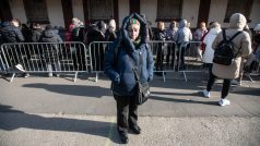 V mrazivých dnech čekají ukrajinští uprchlíci na povolení k pobytu