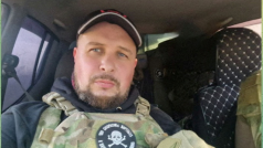 Jedinou potvrzenou obětí útoku je ruský proválečný bloger a propagandista Vladlen Tatarskij
