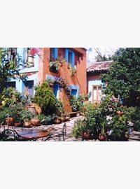 Pestrobarevný domek v Chiapasu