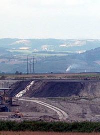 Vápencový důl