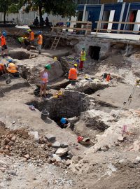 Objev archeologů leží se rozkládá na bývalé ploše odpočinkové zóny