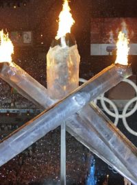 Zahájení ZOH ve Vancouveru - olympijský oheň