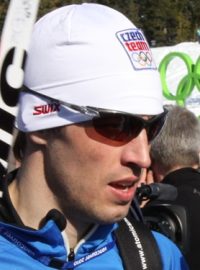 Lyžař Martin Koukal po dojezdu olympijského týmového sprintu