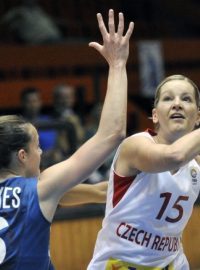 České basketbalistky prohrály v přípravě s Francií 60:74. Neprosadila se ani Eva Vítečková (na snímku)