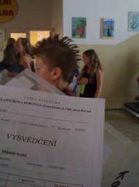 Konec školního roku a předávání vysvědčení v Hořovicích na Berounsku (4)