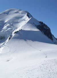 Mont Blanc měří 4810 metrů