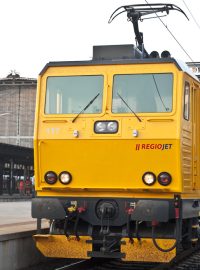 Železniční společnost Regiojet dnes zahajuje pravidelný provoz svých vlaků