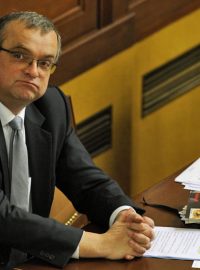 Ministr financí Miroslav Kalousek ve sněmovně