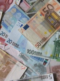 Euro, ilustrační foto