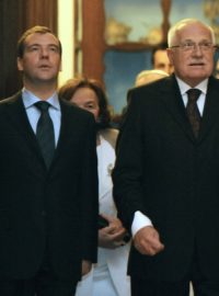 Václav Klaus a Dmitrij Medveděv si prohlédli knihovnu Strahovského kláštera