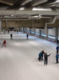 Běh na lyžích jako halový sport - vítejte v Oberhofu