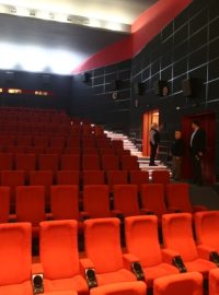 V Kladně bylo po rekonstrukci otevřeno kino Hutník