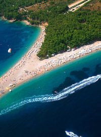 Ostrov Brač znají mnozí kvůli pouštím. Tato část Chorvatska se však pyšní také dlouhou kamenickou tradicí