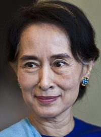 Aun Schan Su Ťij na návštěvě Prahy