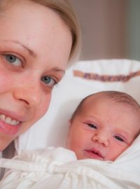 Isabel Kudinková se v liberecké nemocnici narodila mamince Janě 1. ledna minutu po půlnoci