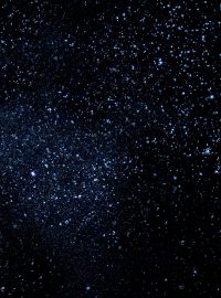 Hvězdy na noční obloze