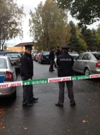 Policisté zasahují ve Střední škole obchodní ve Žďáru nad Sázavou