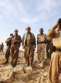 Přílušníci kurdských jednotek pešmerga