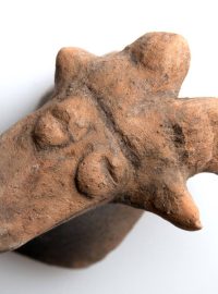 Figurka kozlíka z mladší doby kamenné