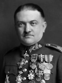 Generál Alois Eliáš na snímku z Atelieru Langhans