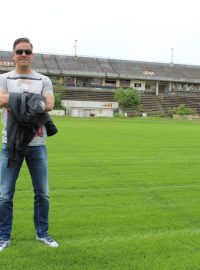 Petr Švancara na trávníku brněnského stadionu Za Lužánkami