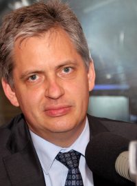 Jiří Dienstbier, ministr pro lidská práva