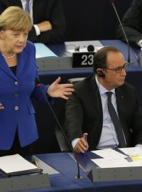 Německá kancléřka Angela Merkelová a francouzský prezident Francois Hollande apelovali v europarlamentu na prohloubení EU