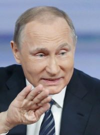 Ruský prezident Vladimir Putin při výroční tiskové konferenci