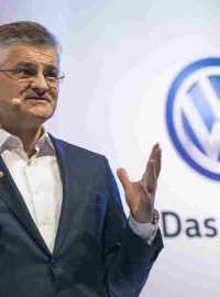 Šéf americké pobočky Volkswagenu Michael Horn odstoupil