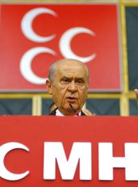 Předseda nacionalistické strany MHP Devlet Bahçeli
